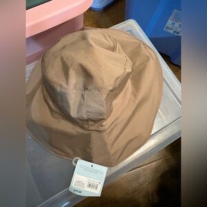 Shade & Shore Tan Bucket Hat